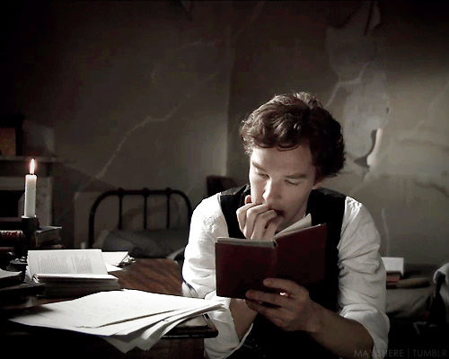 Resultado de imagem para livros e reader gif