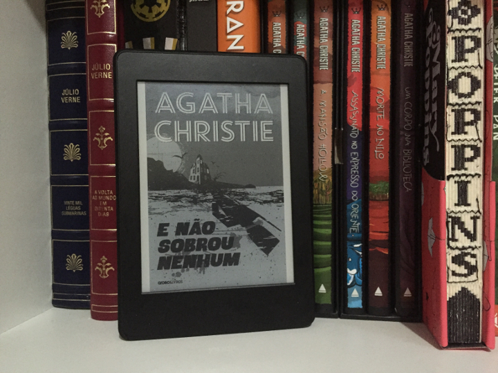 Resenha: E não sobrou nenhum - Agatha Christie