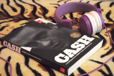 Resenha: CASH - Johnny Cash