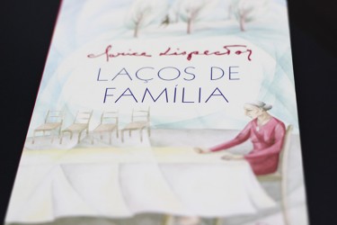 Resenha: Laços de Família - Clarice Lispector