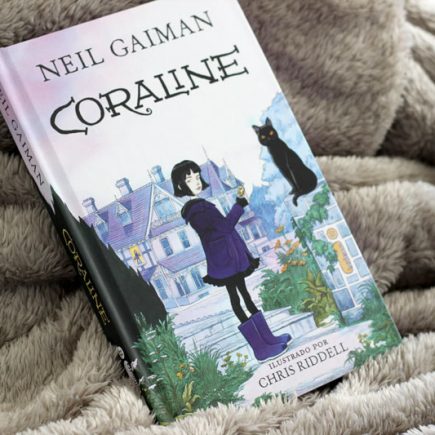 Resenha: Coraline – Neil Gaiman