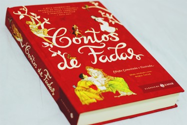 contos de fadas edição comentada e ilustrada zahar