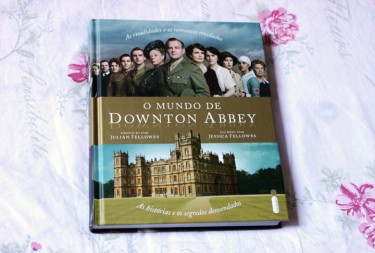 capa livro mundo downton abbey