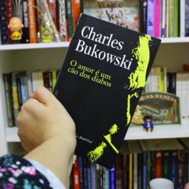 Resenha: O amor é um cão dos diabos - Charles Bukowski