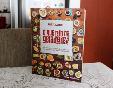 Resenha: O Que Tem na Geladeira? - Rita Lobo