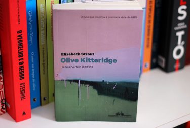 Resenha: Olive Kitteridge - Elizabeth Strout