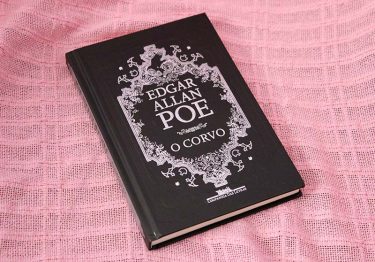 Resenha: O Corvo - Edgar Allan Poe