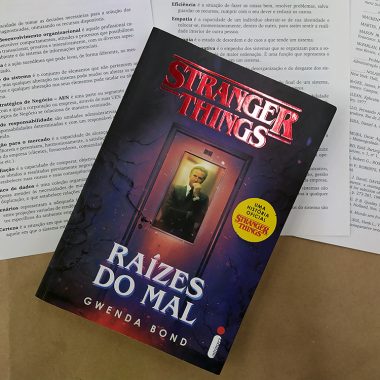 Resenha: Stranger Things | Raízes do Mal - Gwenda Bond