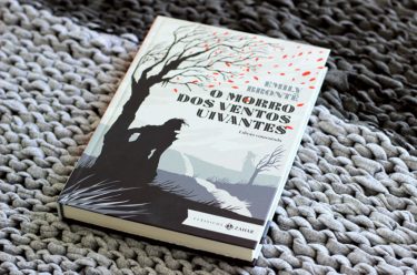 Resenha: O Morro dos Ventos Uivantes - Emily Brontë