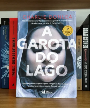 Resenha: A Garota do Lago - Charlie Donlea